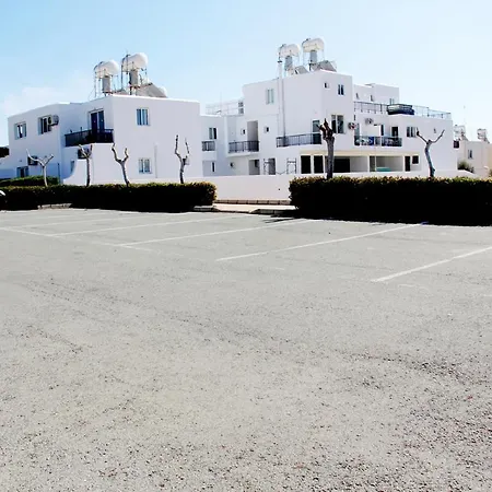 602 Center * Ayia Napa